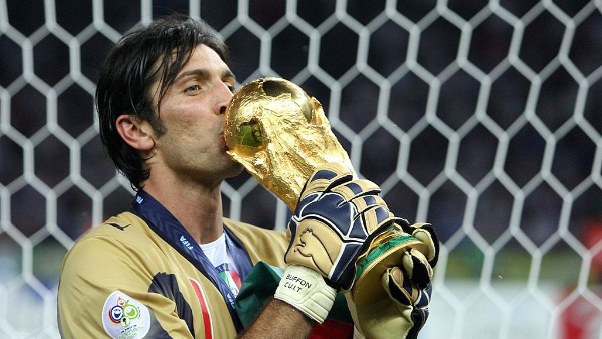 buffon kiss world cup